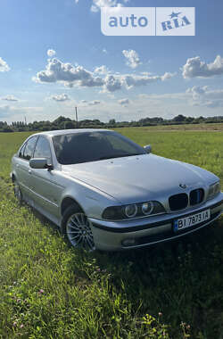 Седан BMW 5 Series 1998 в Пирятині