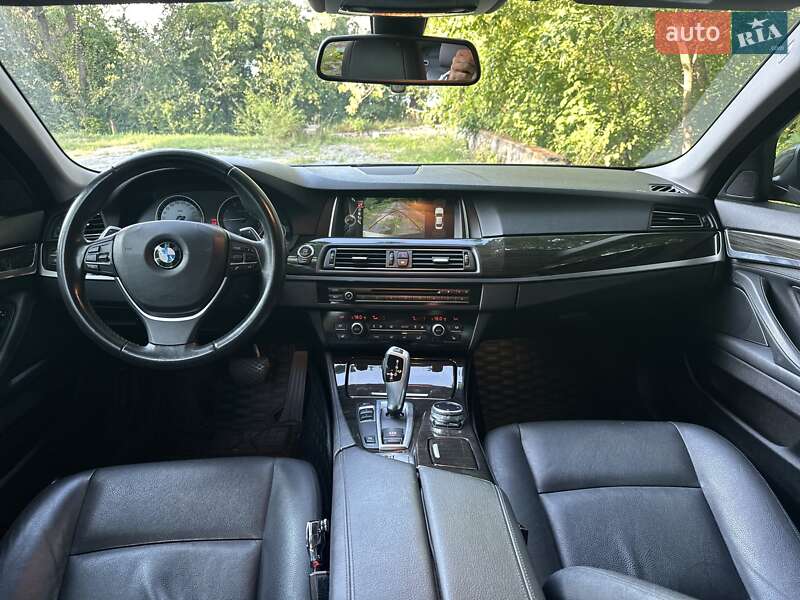 Седан BMW 5 Series 2015 в Киеве