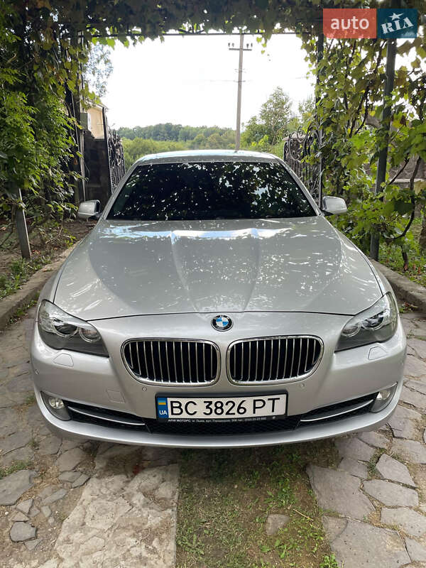 Седан BMW 5 Series 2011 в Виноградові фото 2 Седан BMW 5 Series 2011 в Виноградові