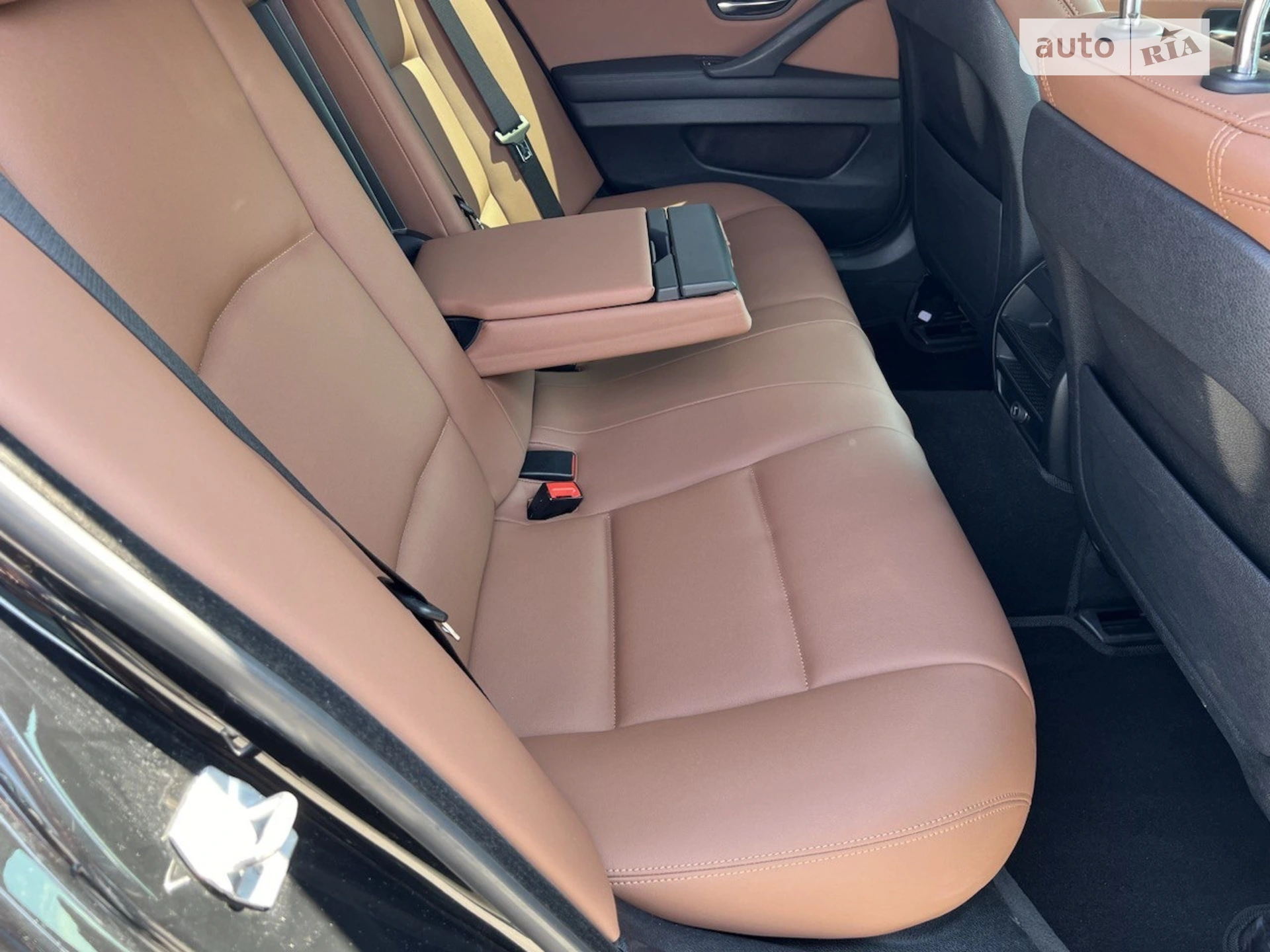2016 BMW 5er - мініатюра 16