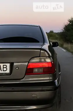 BMW 5 Series 1999
