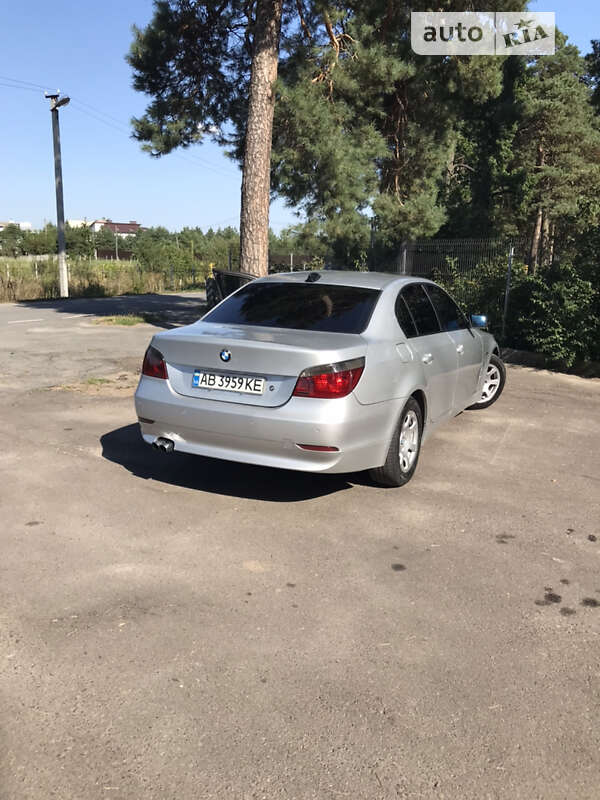 Седан BMW 5 Series 2006 в Виннице