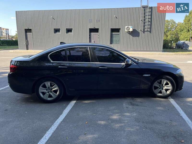 Седан BMW 5 Series 2013 в Каменец-Подольском