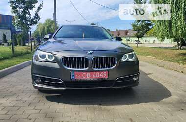 Седан BMW 5 Series 2015 в Львові