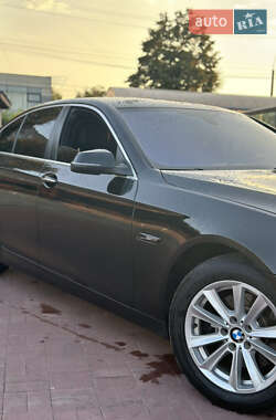 Седан BMW 5 Series 2013 в 