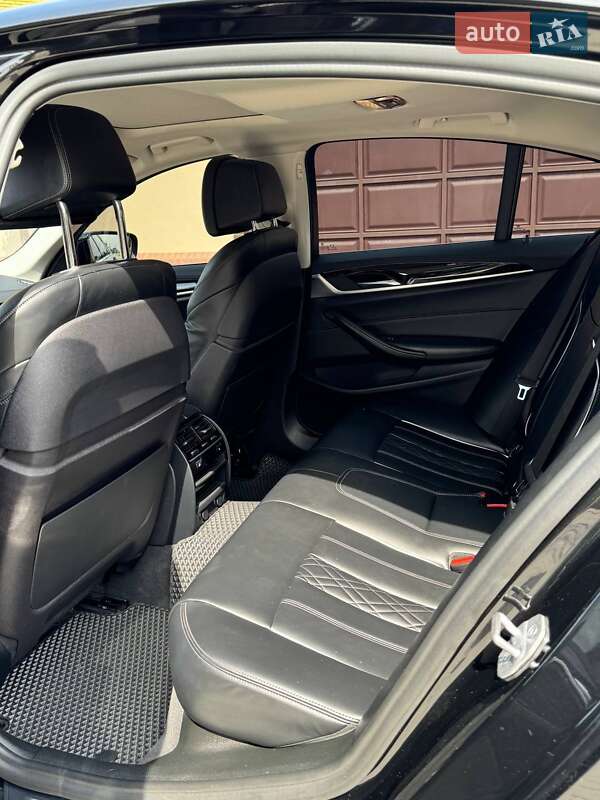 Седан BMW 5 Series 2017 в Кременчуге