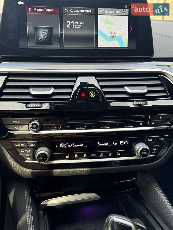 Седан BMW 5 Series 2017 в Кременчуге