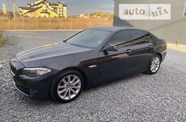 Седан BMW 5 Series 2010 в Львове