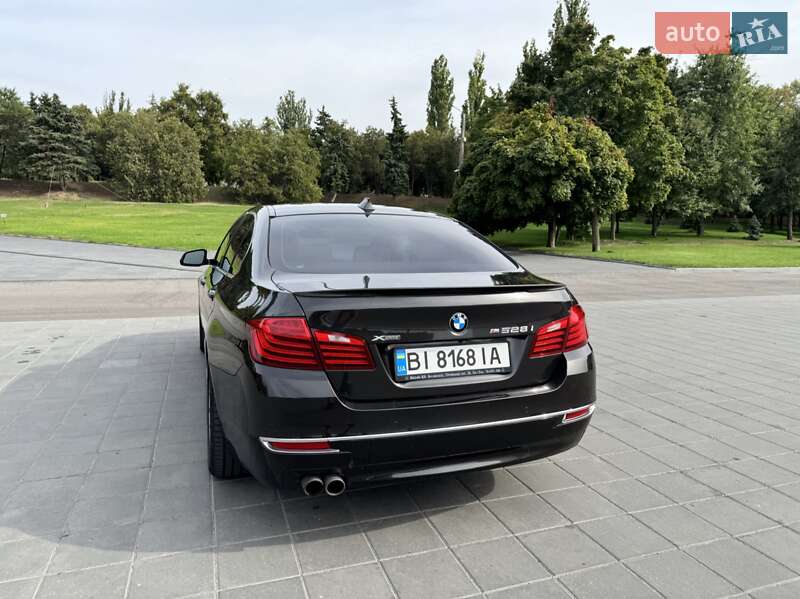 Седан BMW 5 Series 2013 в Кременчуге
