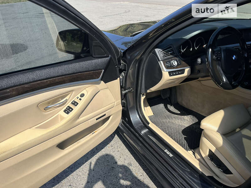 Універсал BMW 5 Series 2011 в Охтирці