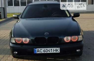 Седан BMW 5 Series 2000 в Луцьку