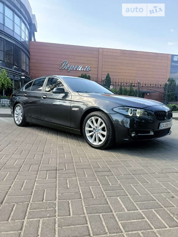 BMW 5 Series 2016
