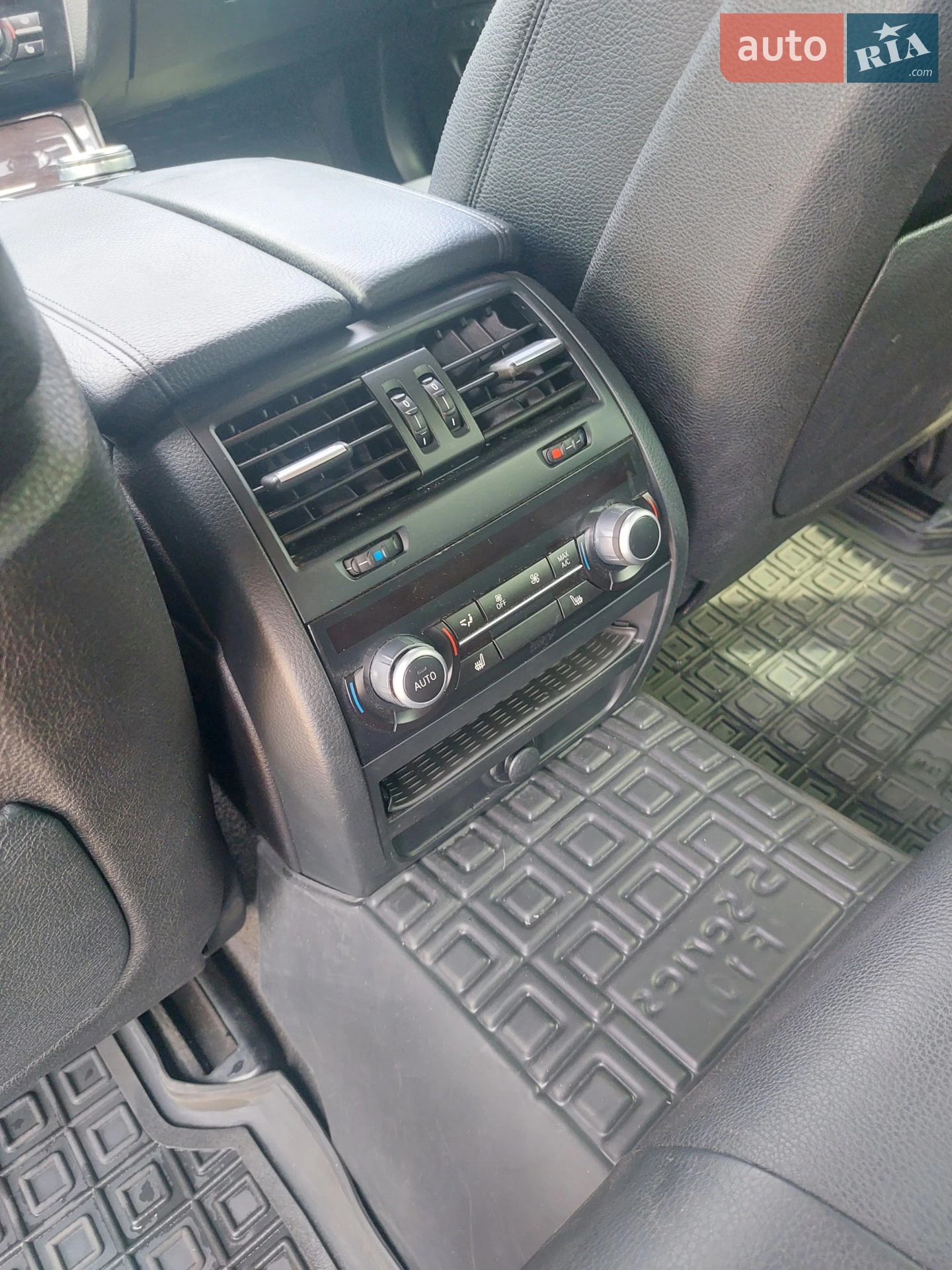 2013 BMW 5er - мініатюра 20