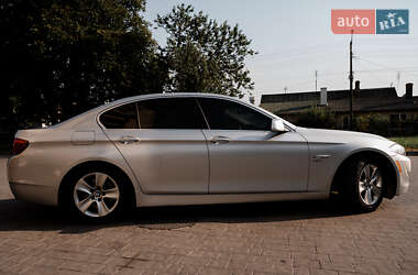 Седан BMW 5 Series 2012 в Дубні