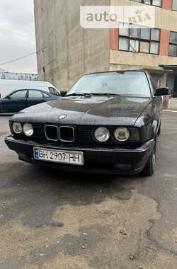 Седан BMW 5 Series 1989 в Одессе