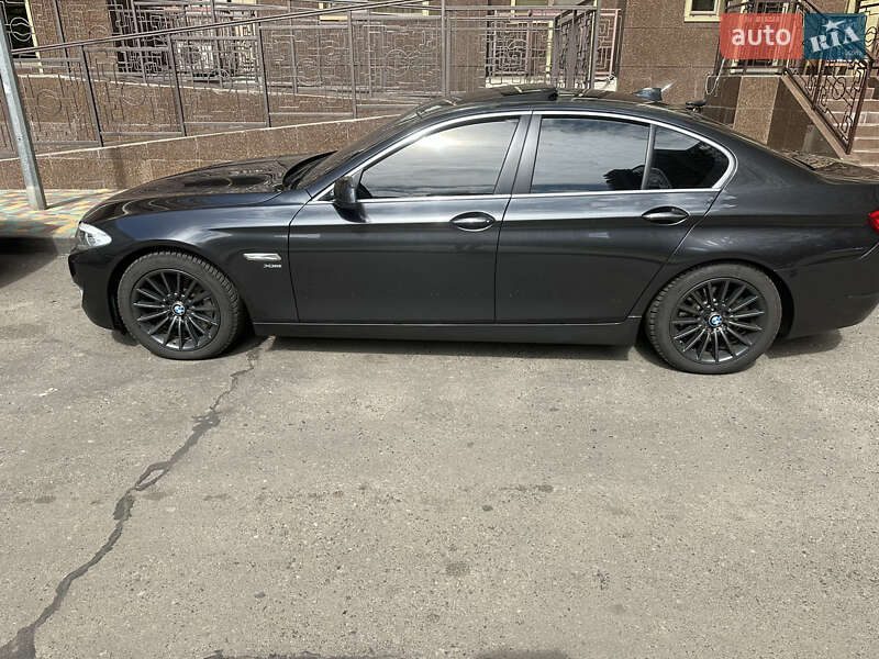 Седан BMW 5 Series 2012 в Києві фото 11 Седан BMW 5 Series 2012 в Києві