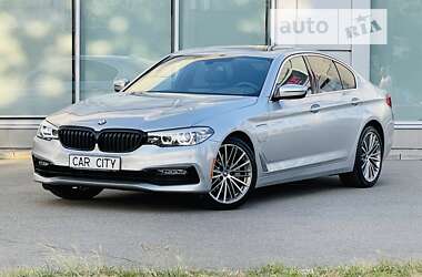 Седан BMW 5 Series 2017 в Киеве