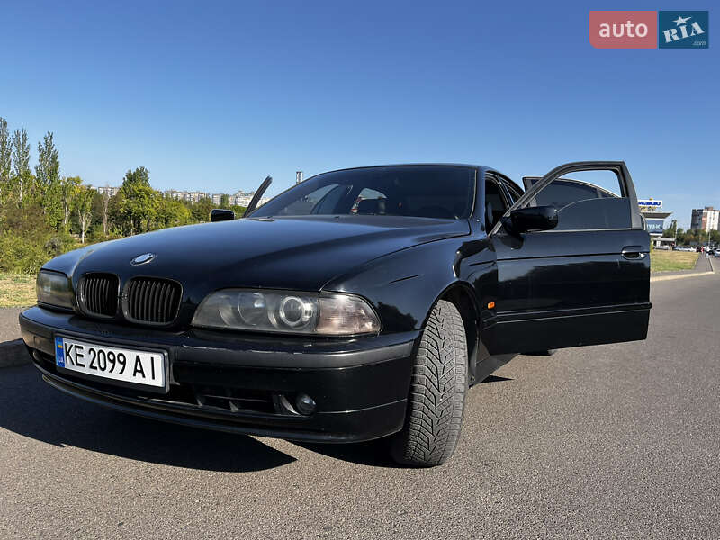 BMW 5 Series 1998