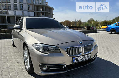 Седан BMW 5 Series 2015 в Львове