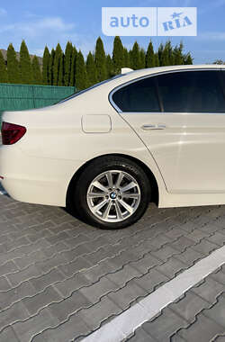 Седан BMW 5 Series 2014 в Виноградові