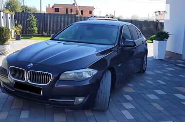 Седан BMW 5 Series 2010 в Львове