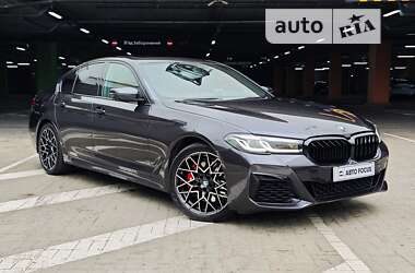 Седан BMW 5 Series 2019 в Киеве