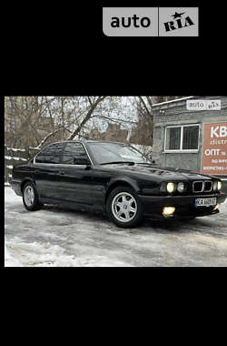 Седан BMW 5 Series 1995 в Житомирі