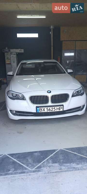 Седан BMW 5 Series 2012 в Каменец-Подольском