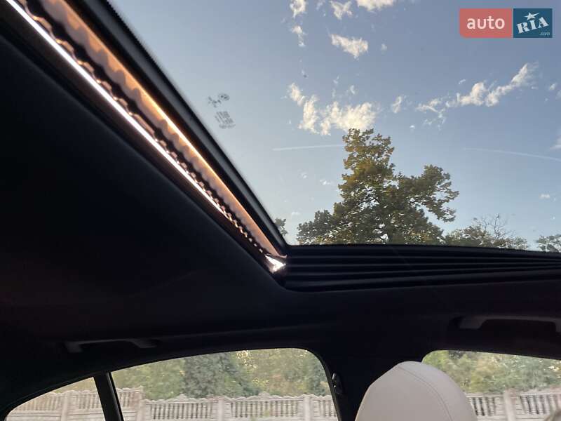 Седан BMW 5 Series 2019 в Киеве