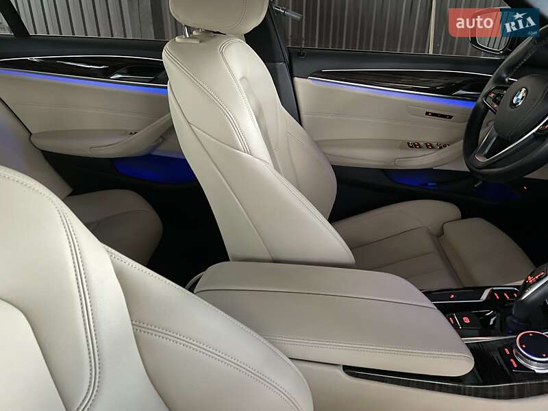 Седан BMW 5 Series 2019 в Киеве