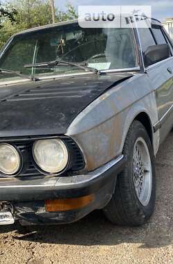 Седан BMW 5 Series 1986 в Одессе