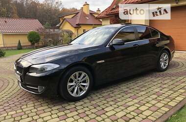 Седан BMW 5 Series 2010 в Львове