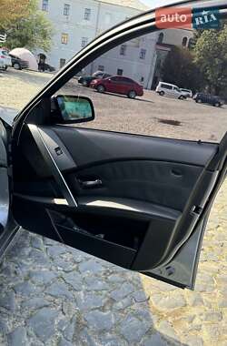 Седан BMW 5 Series 2003 в 