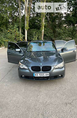 Седан BMW 5 Series 2006 в Марганці