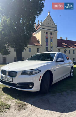 Седан BMW 5 Series 2015 в 