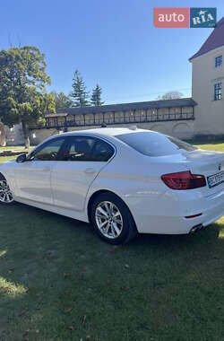 Седан BMW 5 Series 2015 в 