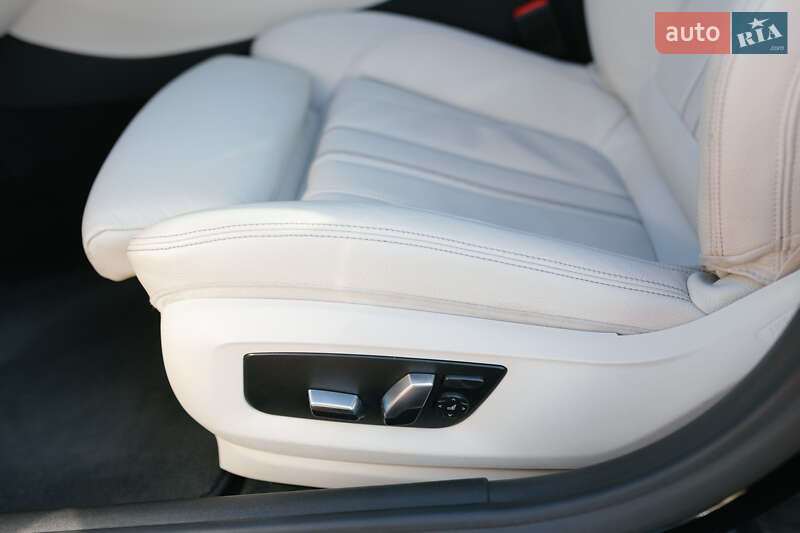 Седан BMW 5 Series 2017 в Львові фото 40 Седан BMW 5 Series 2017 в Львові