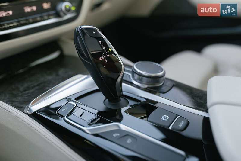 Седан BMW 5 Series 2017 в Львові фото 46 Седан BMW 5 Series 2017 в Львові