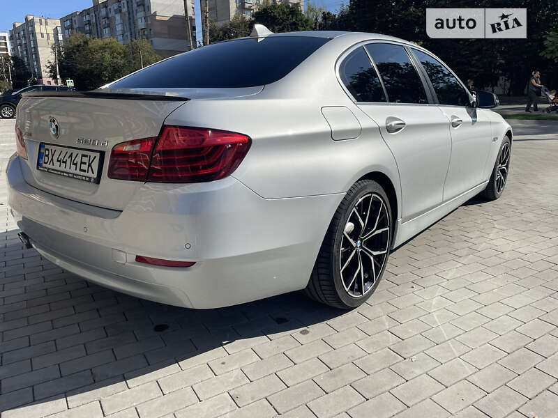 Седан BMW 5 Series 2015 в Хмельницком