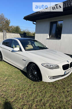 Седан BMW 5 Series 2011 в Ровно