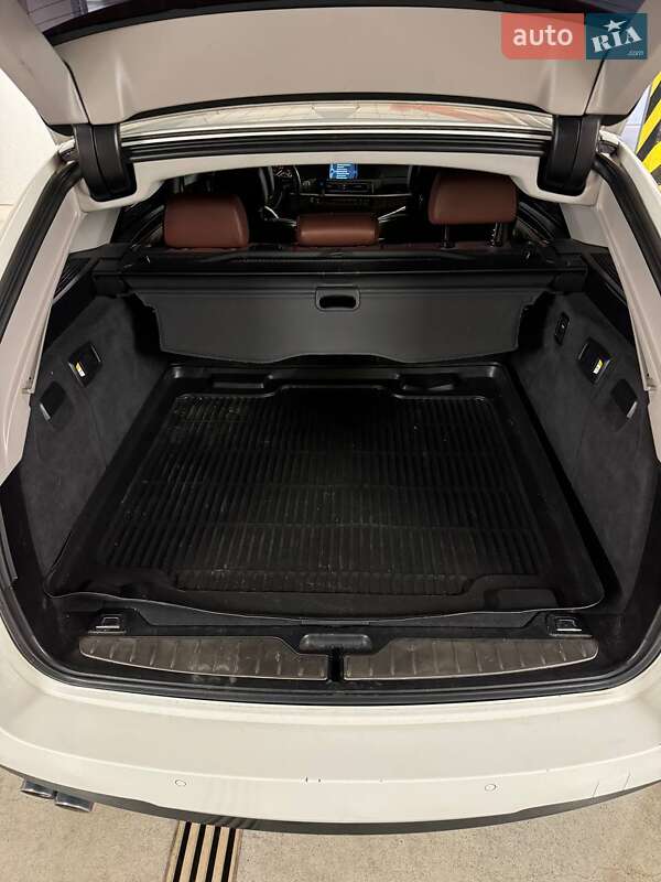 Универсал BMW 5 Series 2011 в Нововолынске