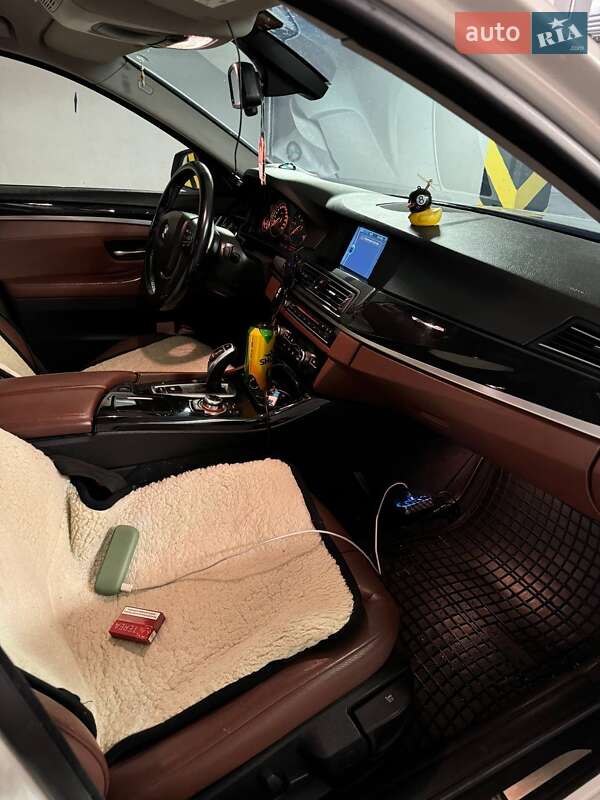 Универсал BMW 5 Series 2011 в Нововолынске