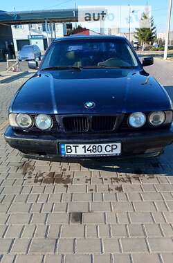 Седан BMW 5 Series 1995 в Миронівці