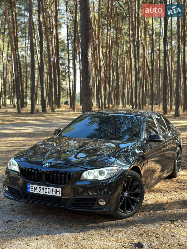 Седан BMW 5 Series 2015 в Сумах