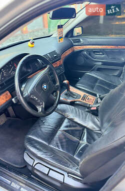 Седан BMW 5 Series 1998 в Лубнах