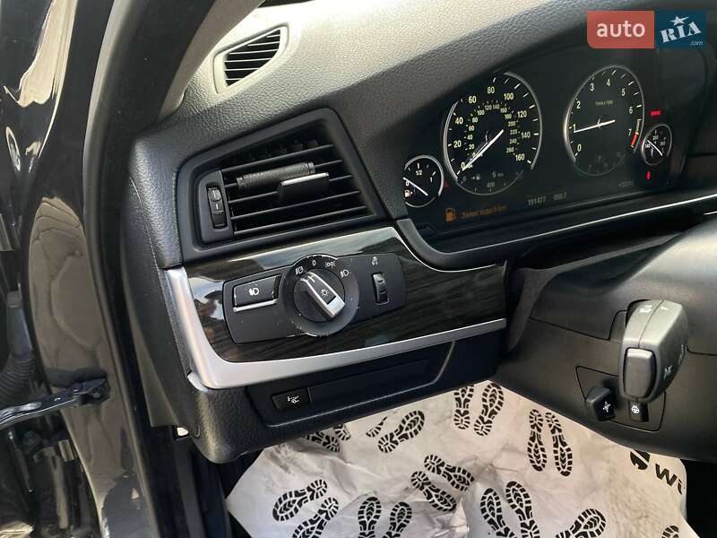 Седан BMW 5 Series 2014 в Львові