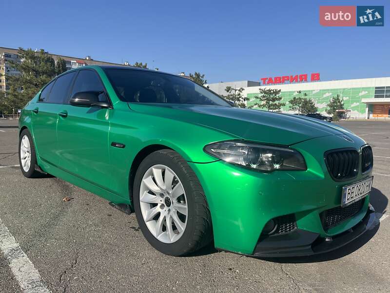 Седан BMW 5 Series 2015 в Николаеве