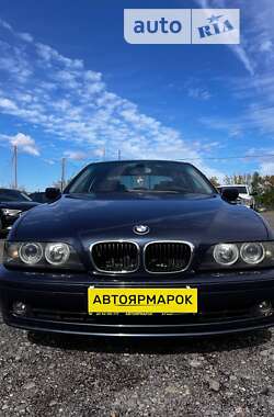 Седан BMW 5 Series 2003 в Ужгороді