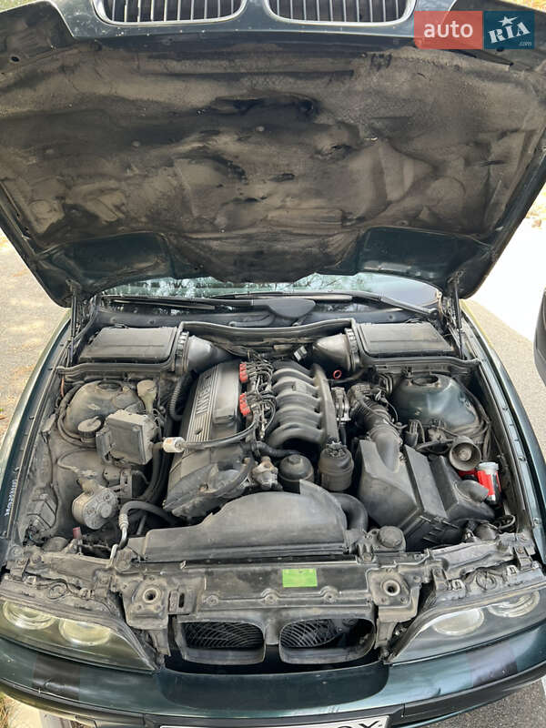 Седан BMW 5 Series 1996 в Броварах