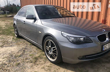 Седан BMW 5 Series 2007 в Львові